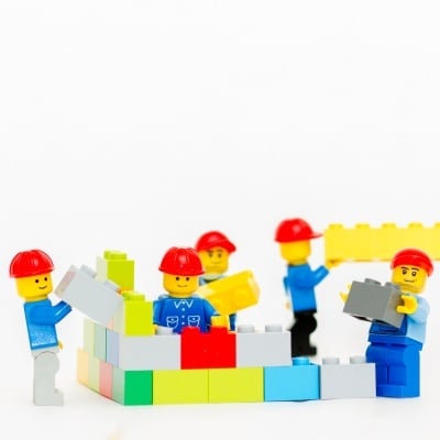 AI Changes Who Gets to Build: Why CIOs Must Rewire the IT Operating Model